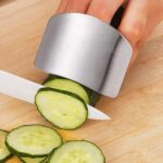 Stainless Steel Finger Guard Kitchen Cutting Protector Ring (2pcs)